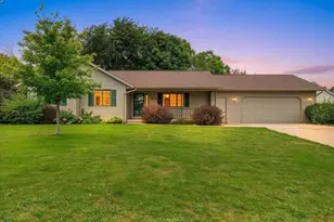 1525 Parkview Dr, New London, WI 54961 - Photo 47