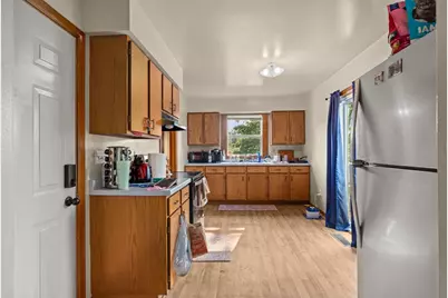 622 Grand Street, Oshkosh, WI 54901 - Photo 7