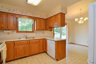 1518 Commanche Dr, Green Bay, WI 54313 - Photo 17