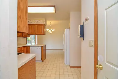1518 Commanche Drive, Green Bay, WI 54313 - Photo 19