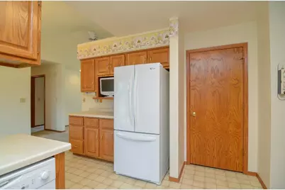 1518 Commanche Drive, Green Bay, WI 54313 - Photo 15