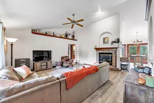 1416 Wilbert Hill Ct, Howard, WI 54313 - Photo 3
