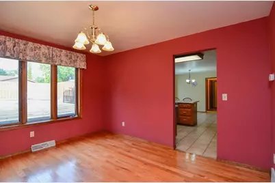 2360 La Rue Lane, Green Bay, WI 54313 - Photo 11