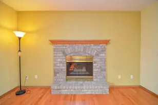 2360 La Rue Ln, Green Bay, WI 54313 - Photo 7