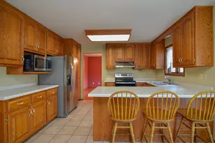 2360 La Rue Ln, Green Bay, WI 54313 - Photo 17