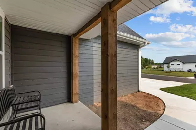 1029 Lancaster Court, Green Bay, WI 54313 - Photo 5