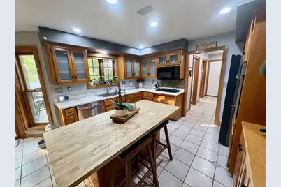 478 Skyline Boulevard, Green Bay, WI 54302 - Photo 11