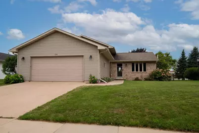 1795 Woodstock Street, Oshkosh, WI 54904 - Photo 1