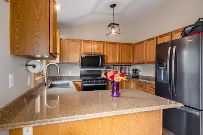1795 Woodstock Street, Oshkosh, WI 54904 - Photo 7