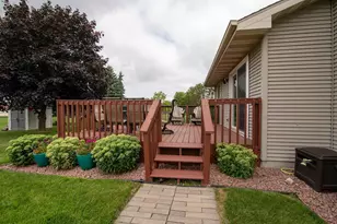 1795 Woodstock St, Oshkosh, WI 54904 - Photo 27