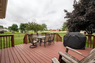 1795 Woodstock St, Oshkosh, WI 54904 - Photo 25