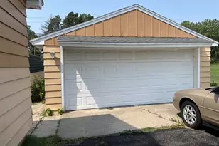 4251 10th St, Menominee, MI 49858 - Photo 3