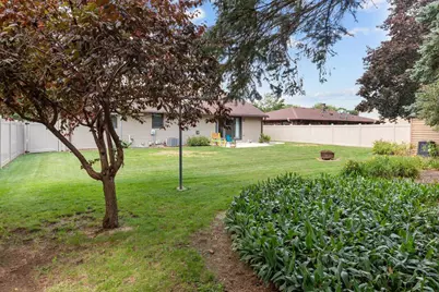 406 Silver Spring Drive, Green Bay, WI 54303 - Photo 37