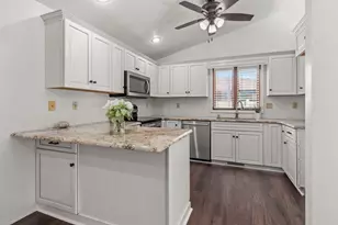 406 Silver Spring Dr, Green Bay, WI 54303 - Photo 27