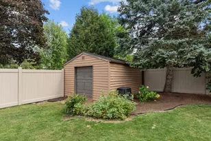 406 Silver Spring Dr, Green Bay, WI 54303 - Photo 37