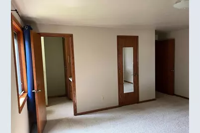 2151 Woodcrest Drive, Green Bay, WI 54304 - Photo 11
