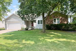 2151 Woodcrest Dr, Green Bay, WI 54304 - Photo 1