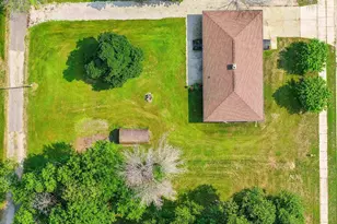 4025 N Shore Dr, Menomonie, MI 49858 - Photo 41