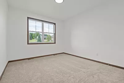 3395 Shawano Avenue, Green Bay, WI 54313 - Photo 13