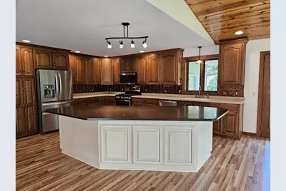 3830 Nicolet Drive, Green Bay, WI 54311 - Photo 11