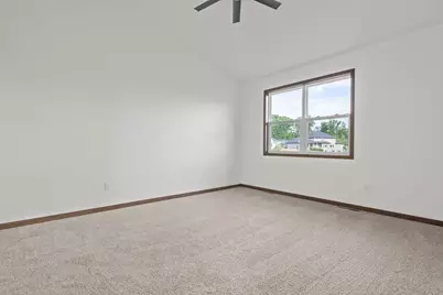 3395 Shawano Avenue, Green Bay, WI 54313 - Photo 17