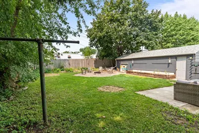 833 Jefferson Street, Oshkosh, WI 54901 - Photo 35