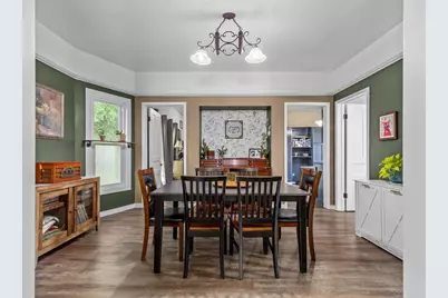833 Jefferson Street, Oshkosh, WI 54901 - Photo 9