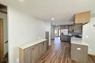 E9278 County Rd X, New London, WI 54961 - Photo 5