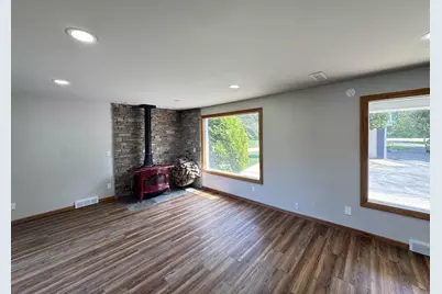 E9278 County Road X, New London, WI 54961 - Photo 3