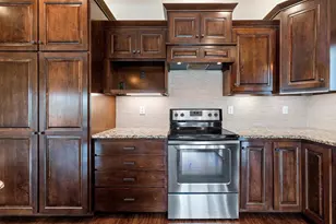 1441 Ava Hope Ct, De Pere, WI 54115 - Photo 5