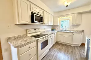 435 Weis Ave, Fond du Lac, WI 54935 - Photo 5