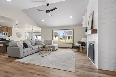 2645 Cornell Avenue, Neenah, WI 54956 - Photo 3