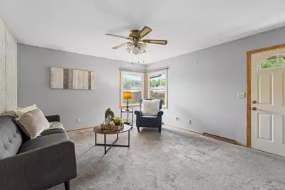 1045 Grove Street, Menasha, WI 54952 - Photo 9