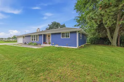 884 E Division Street, Fond du Lac, WI 54935 - Photo 23