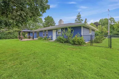 884 E Division Street, Fond du Lac, WI 54935 - Photo 21