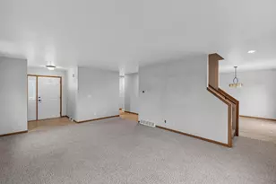 406 Greenbriar Ave, Fond du Lac, WI 54935 - Photo 7