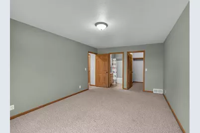 406 Greenbriar Avenue, Fond du Lac, WI 54935 - Photo 19