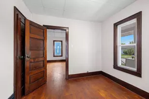 1044 Caroline St, Green Bay, WI 54303 - Photo 13