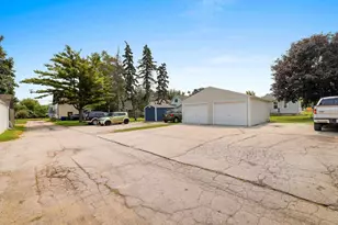 1044 Caroline St, Green Bay, WI 54303 - Photo 45