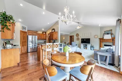 2519 Turnbury Road, Green Bay, WI 54313 - Photo 7