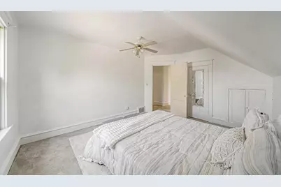 107 W 16th Avenue, Oshkosh, WI 54902 - Photo 9