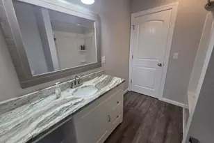 1040 Blaine St, Marinette, WI 54143 - Photo 17