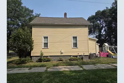 1040 Blaine Street, Marinette, WI 54143 - Photo 3