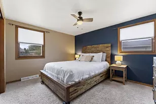 2423 Hampton Ave, Green Bay, WI 54311 - Photo 19