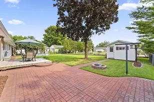 2423 Hampton Ave, Green Bay, WI 54311 - Photo 3