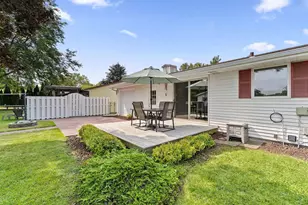 2423 Hampton Ave, Green Bay, WI 54311 - Photo 51