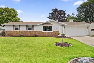 2423 Hampton Ave, Green Bay, WI 54311 - Photo 1