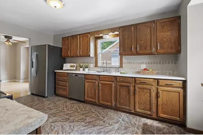1139 Kellogg Street, Green Bay, WI 54303 - Photo 9