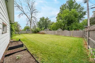 1303 Faust Ave, Oshkosh, WI 54902 - Photo 37