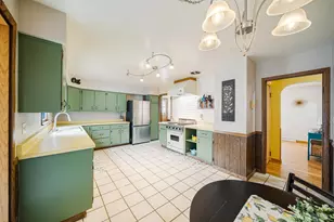 1303 Faust Ave, Oshkosh, WI 54902 - Photo 11